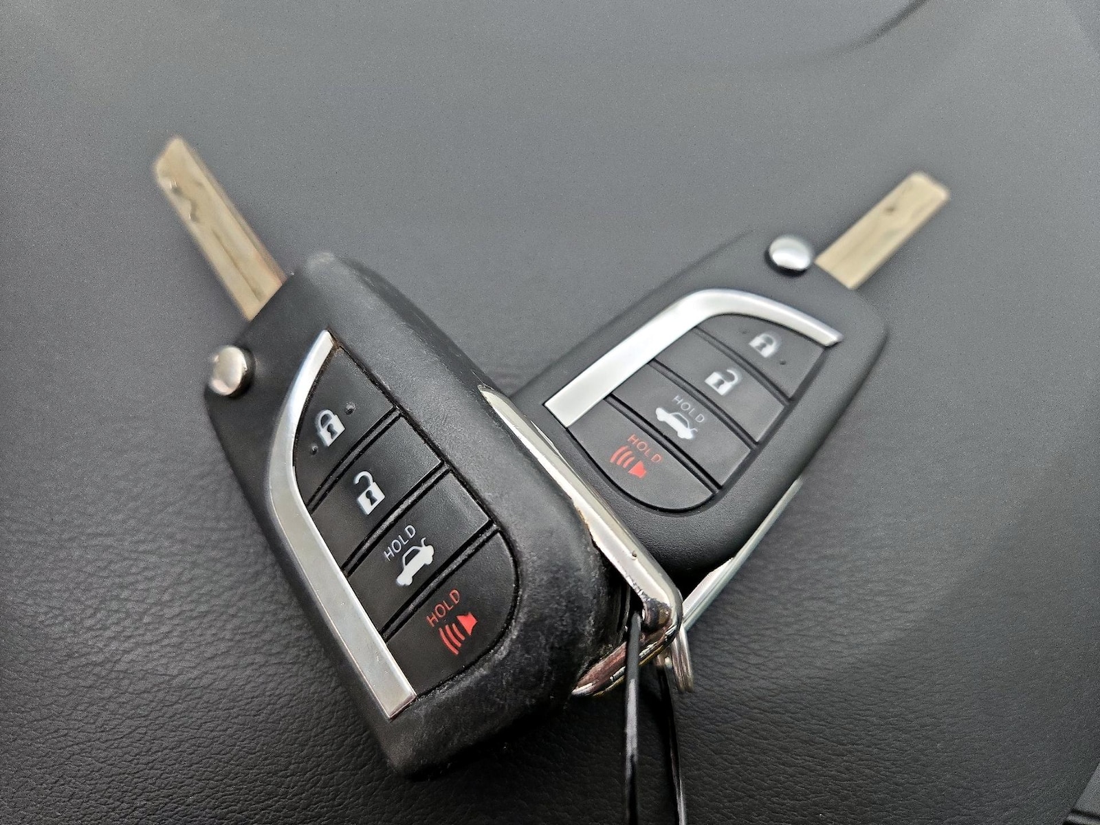 2021 Toyota Corolla LE - Photo 23
