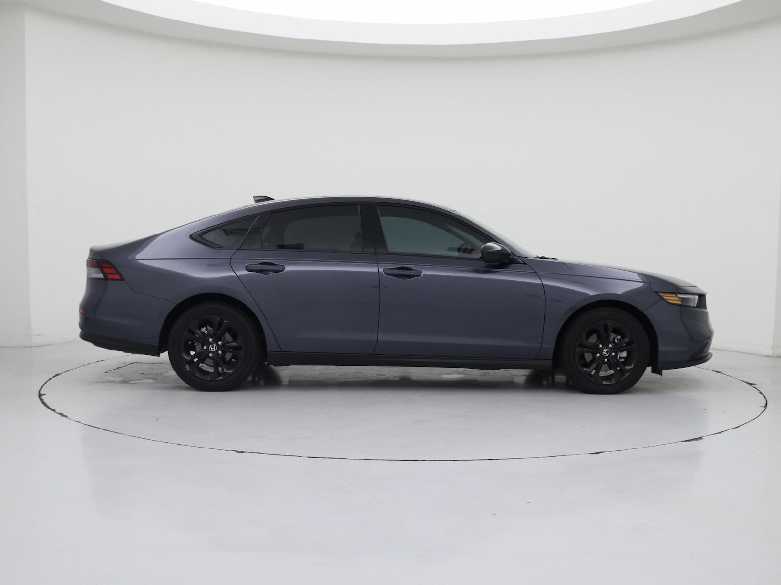 2025 Honda Accord SE - Photo 8