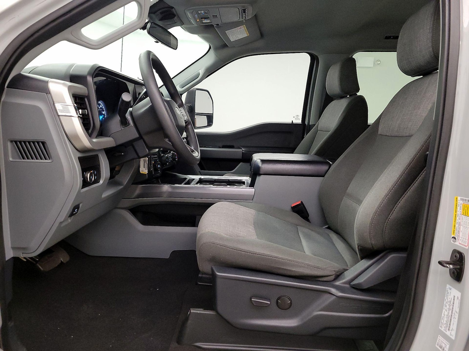 Power Seat(s) & Side Airbags