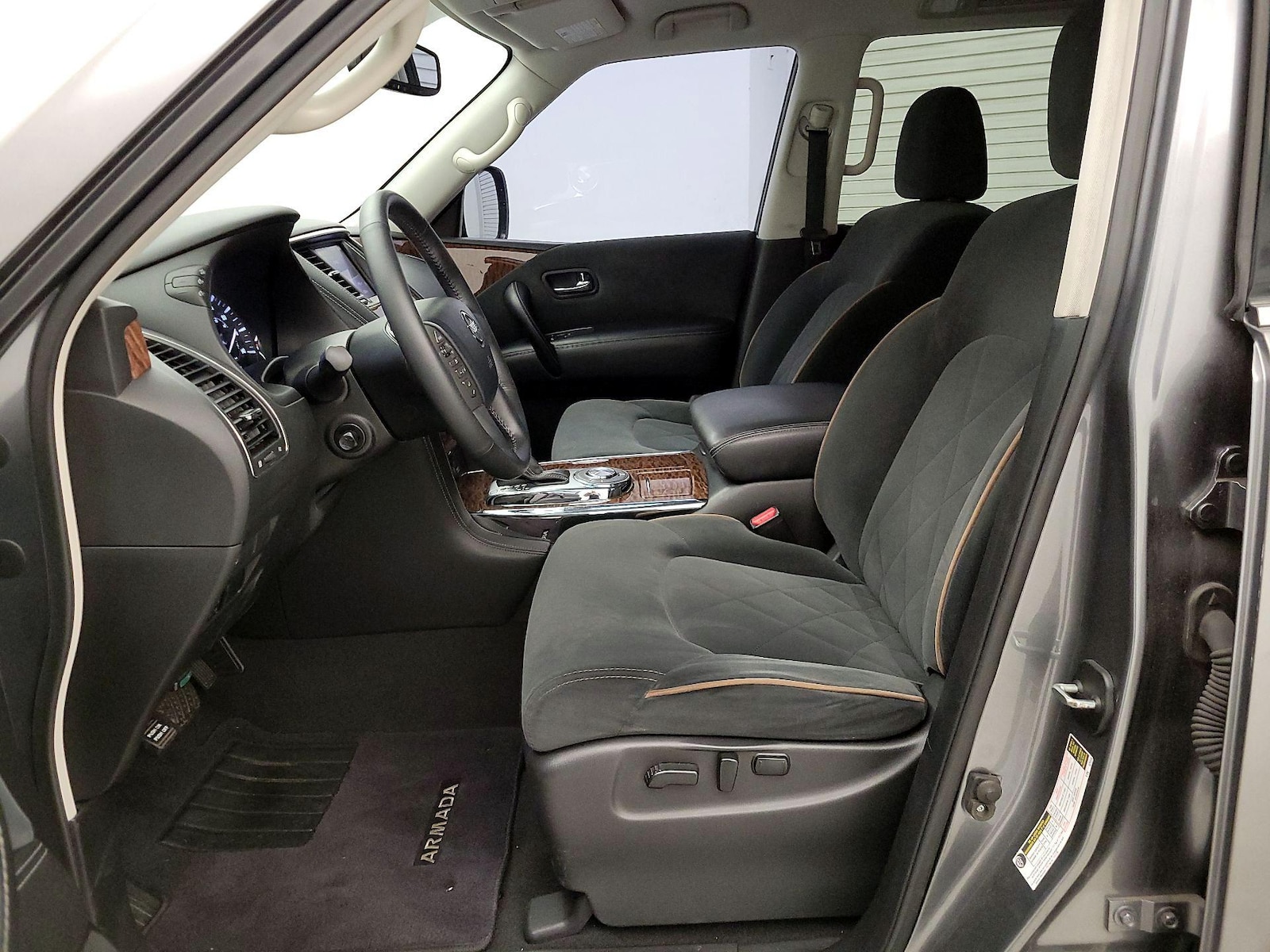 2018 Nissan Armada SV - Photo 12