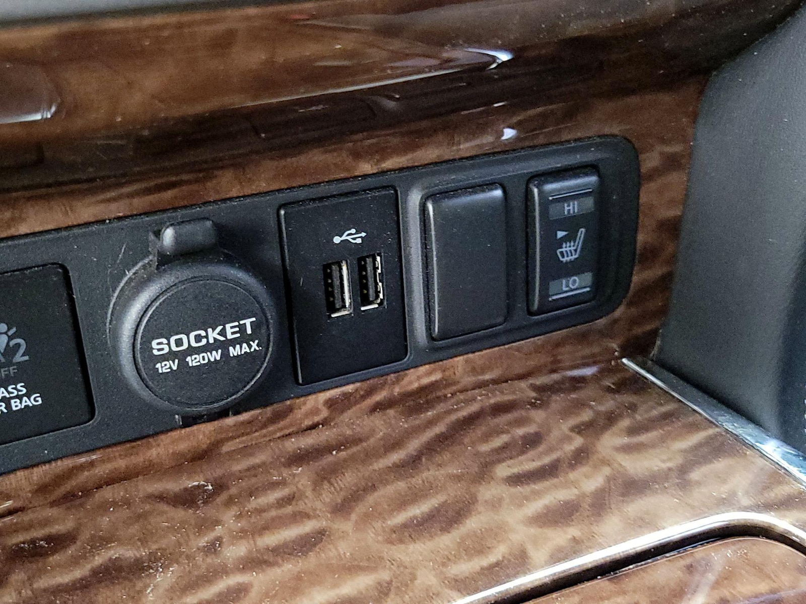 2018 Nissan Armada SV - Photo 19