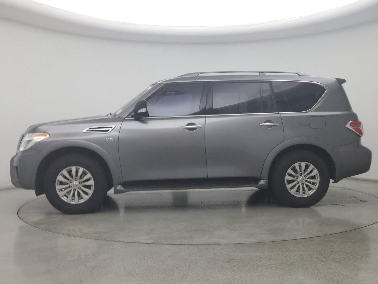 2018 Nissan Armada SV - Photo 4