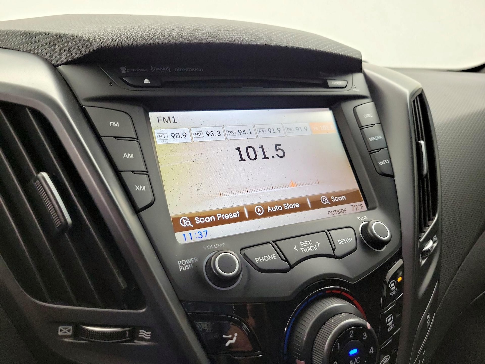 2016 Hyundai Veloster Base - Photo 16