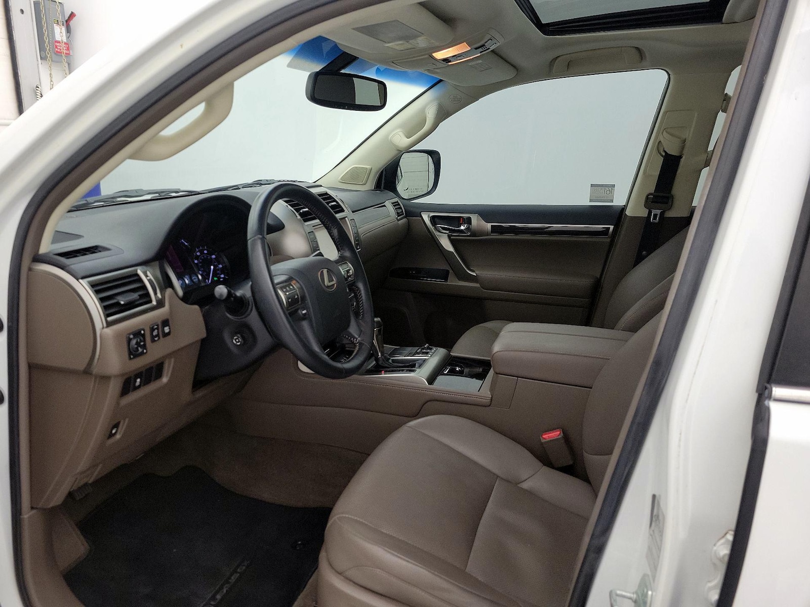 Power Seat(s) & Side Airbags