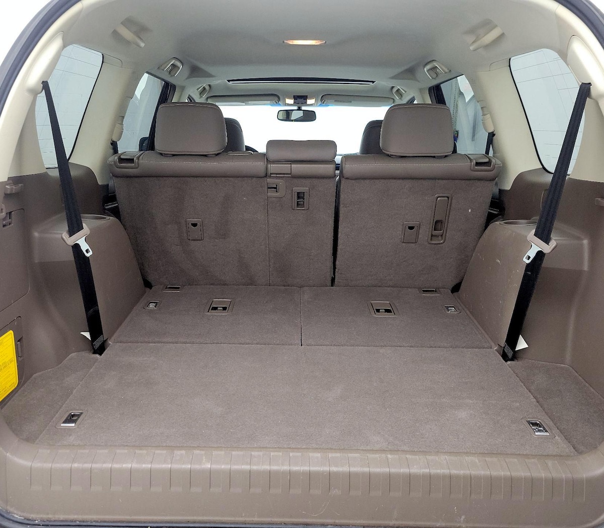 Trunk/Cargo (Seats Up)