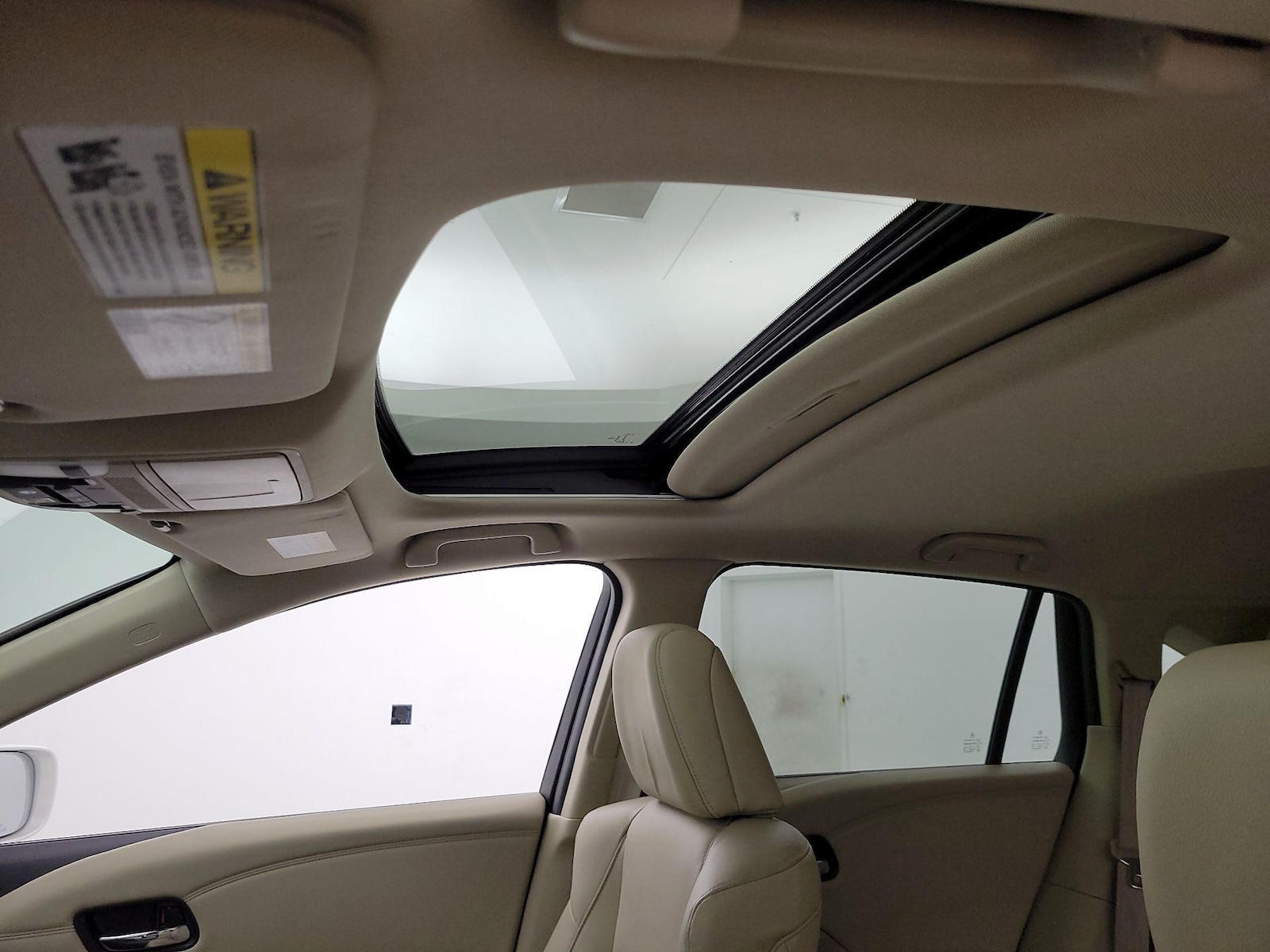 Sunroof(s) & Overhead Airbags