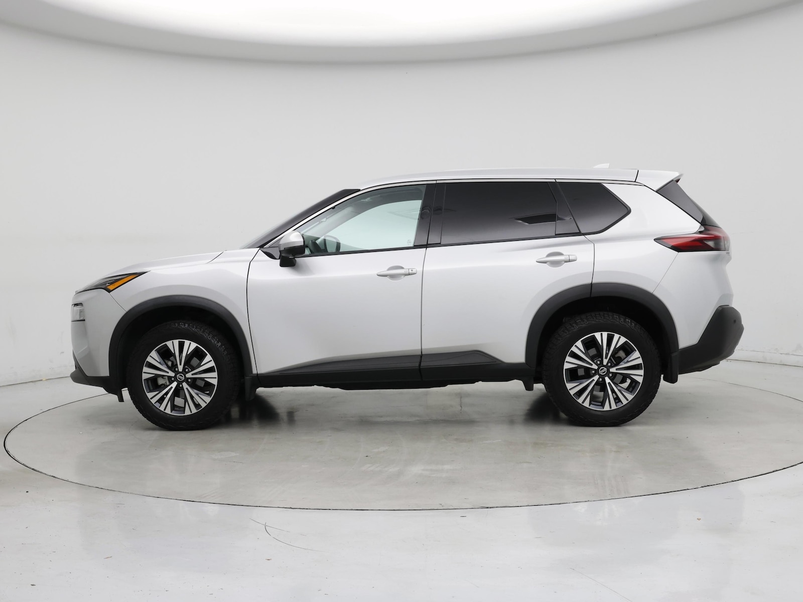 2021 Nissan Rogue SV - Photo 4