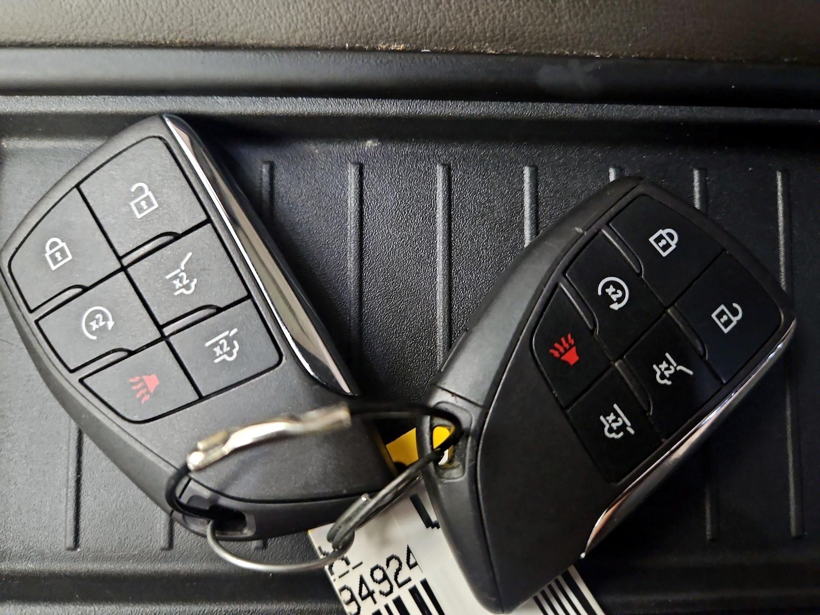 2023 Chevrolet Suburban LT - Photo 24