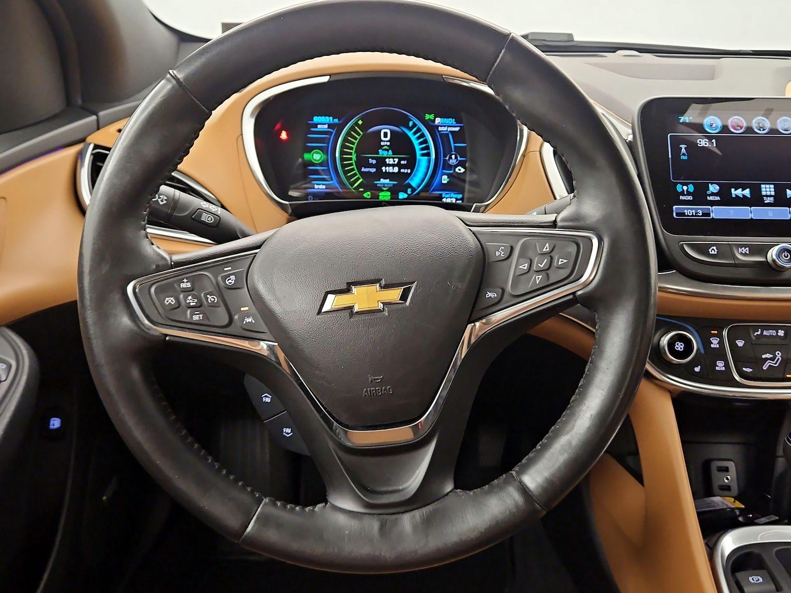 2017 Chevrolet Volt Premier - Photo 11