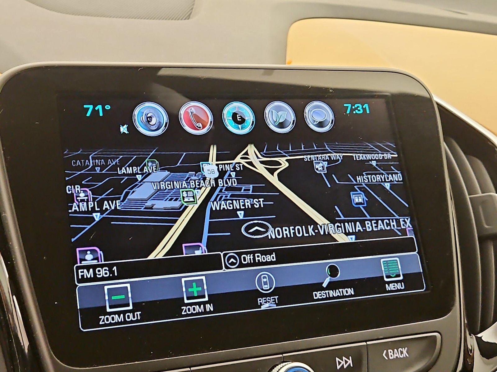 2017 Chevrolet Volt Premier - Photo 15