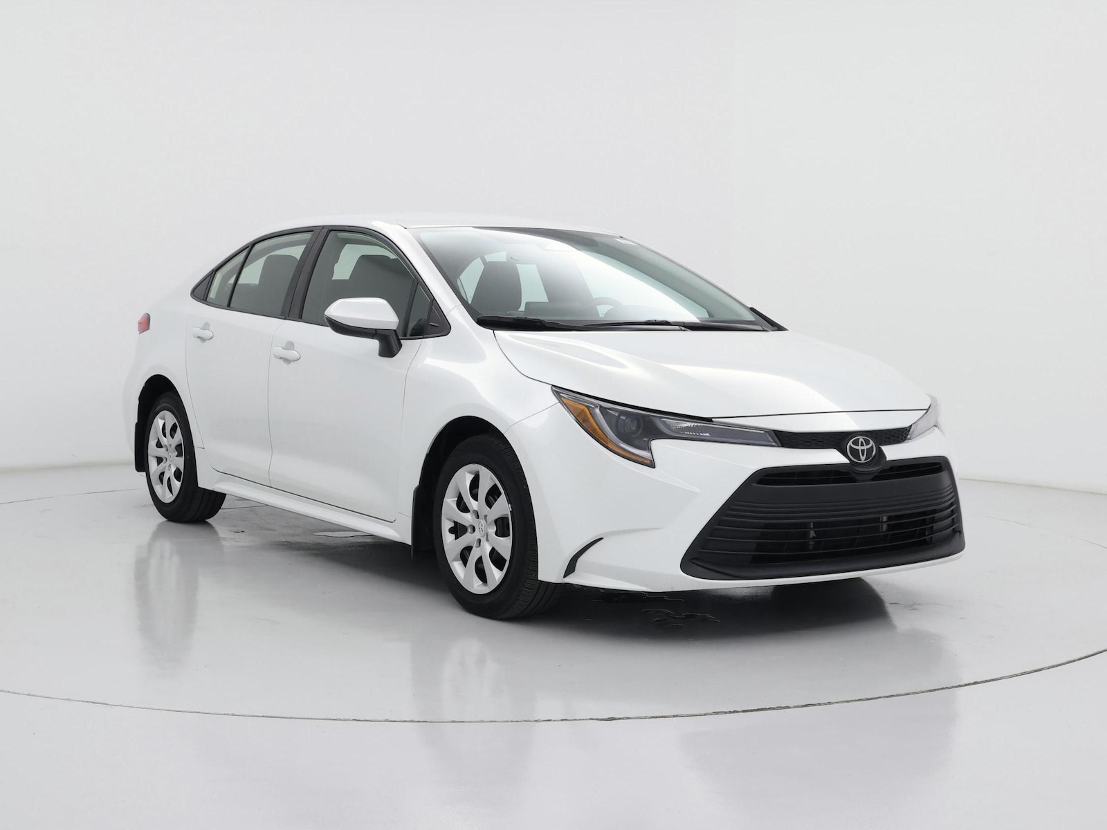 2025 Toyota Corolla LE - Photo 2