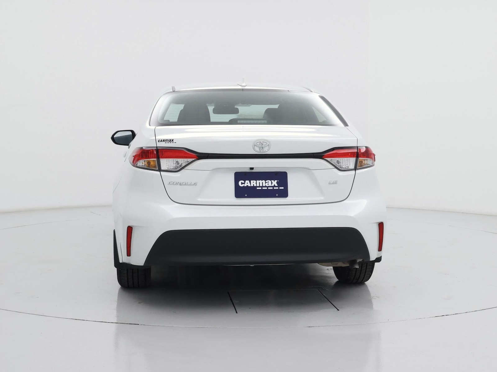 2025 Toyota Corolla LE - Photo 7