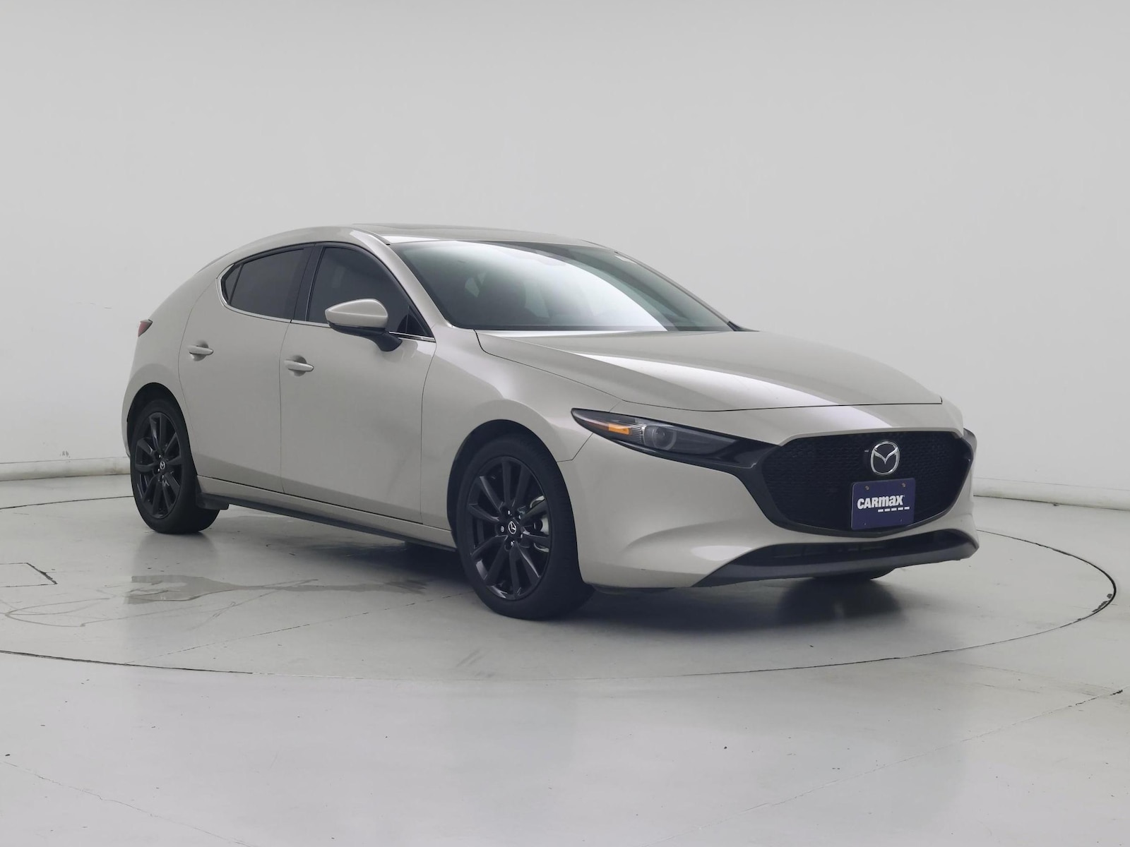 2022 Mazda Mazda3 Premium - Photo 2
