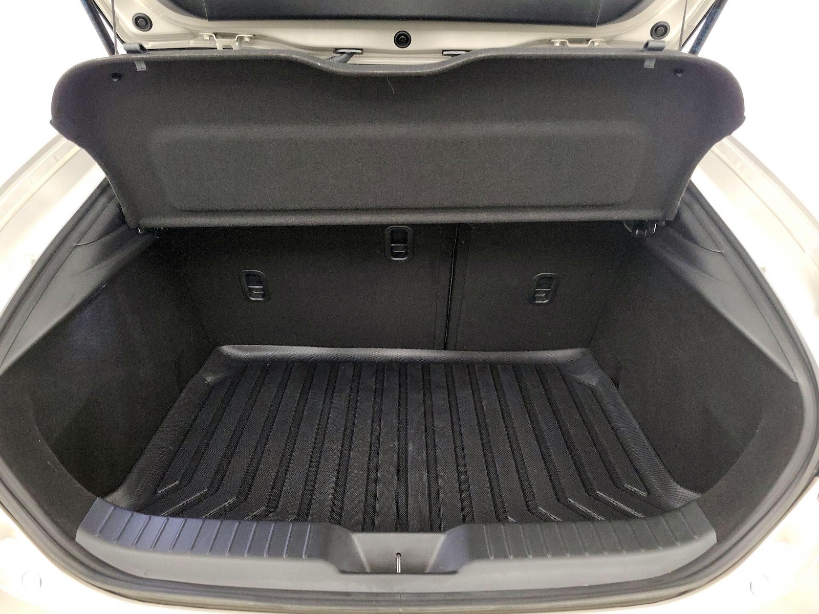 2022 Mazda Mazda3 Premium - Photo 22