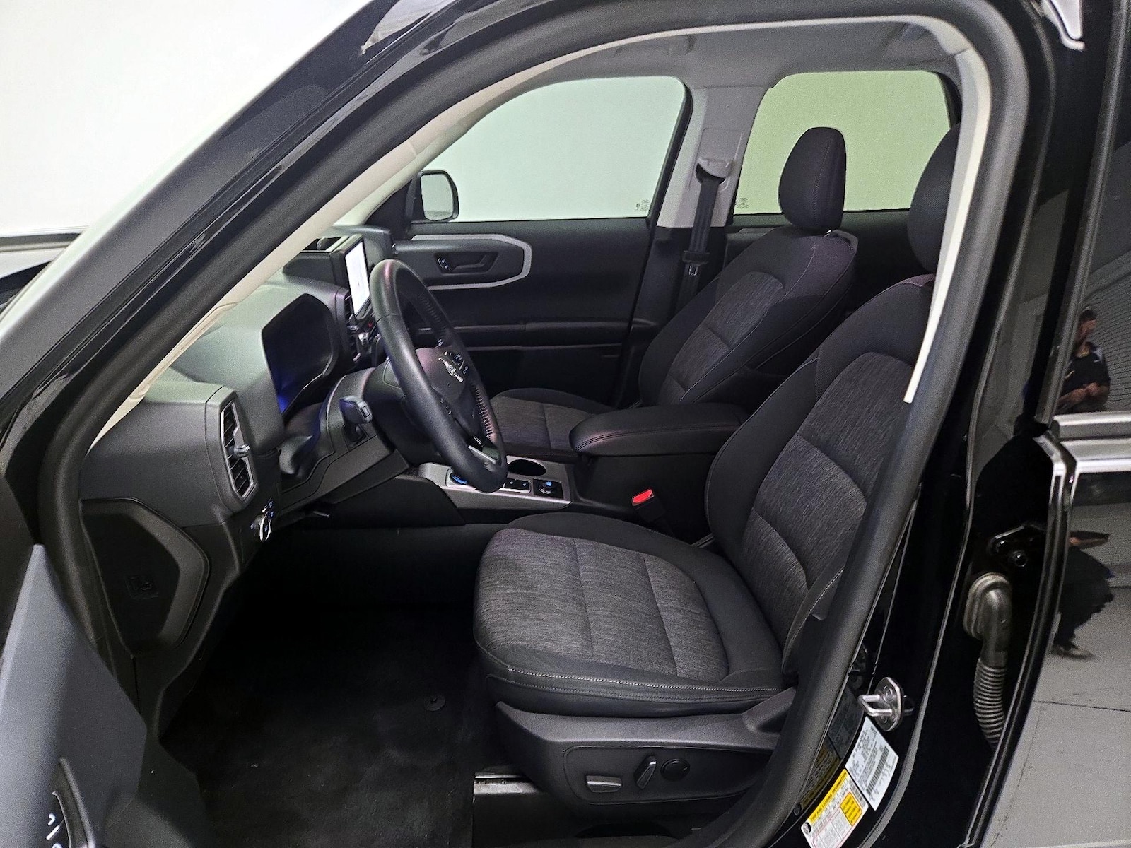 Power Seat(s) & Side Airbags