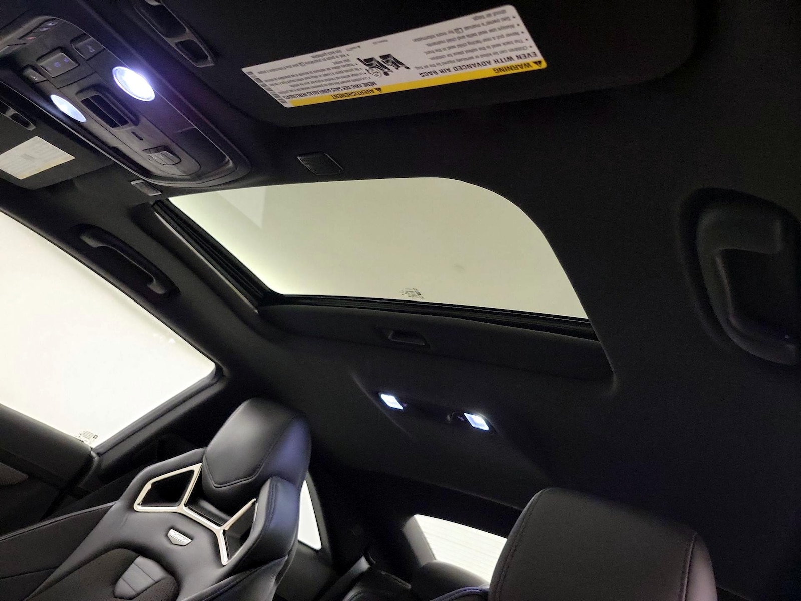 Sunroof(s) & Overhead Airbags
