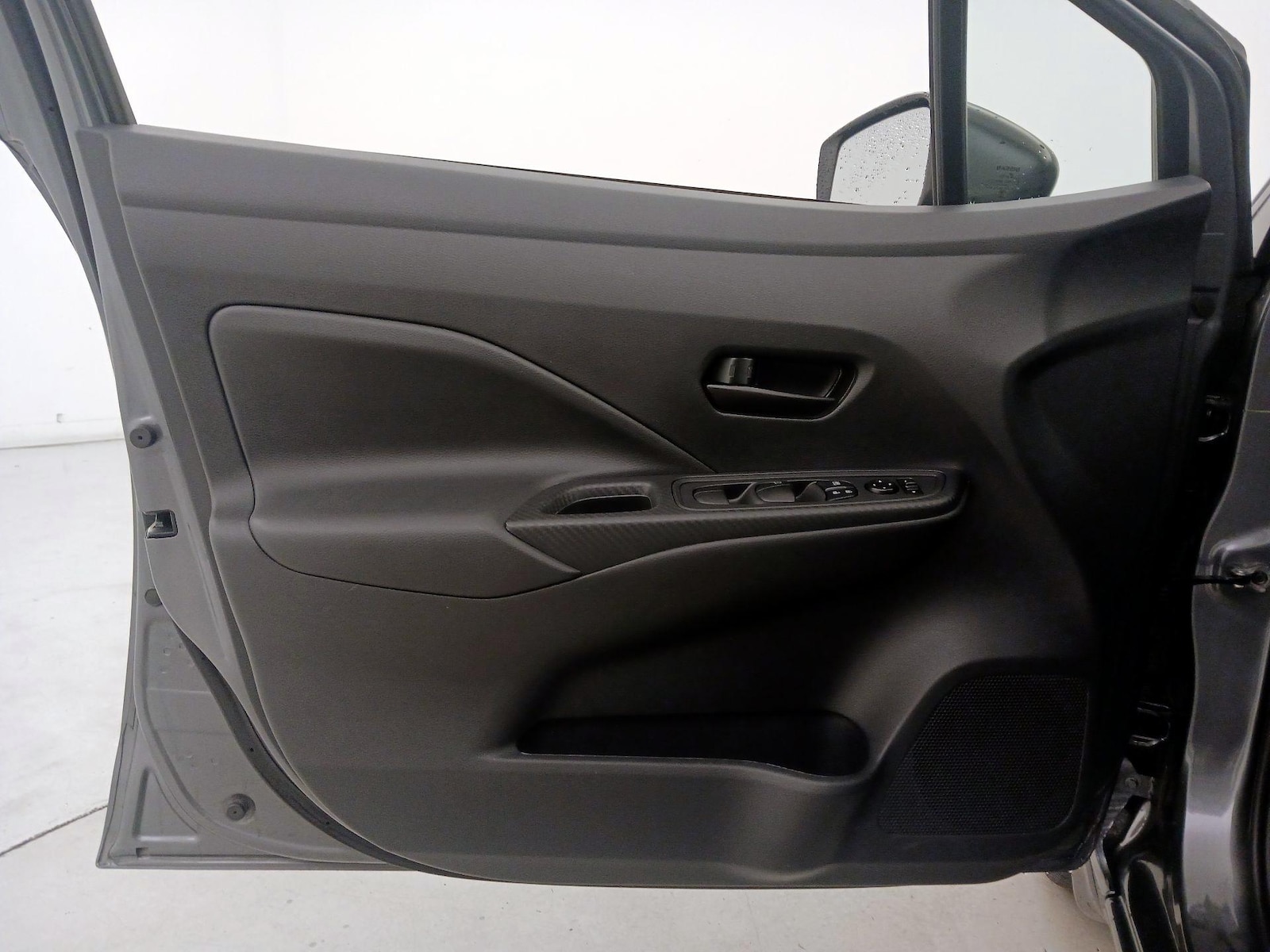 2025 Nissan Versa Sedan S - Photo 13