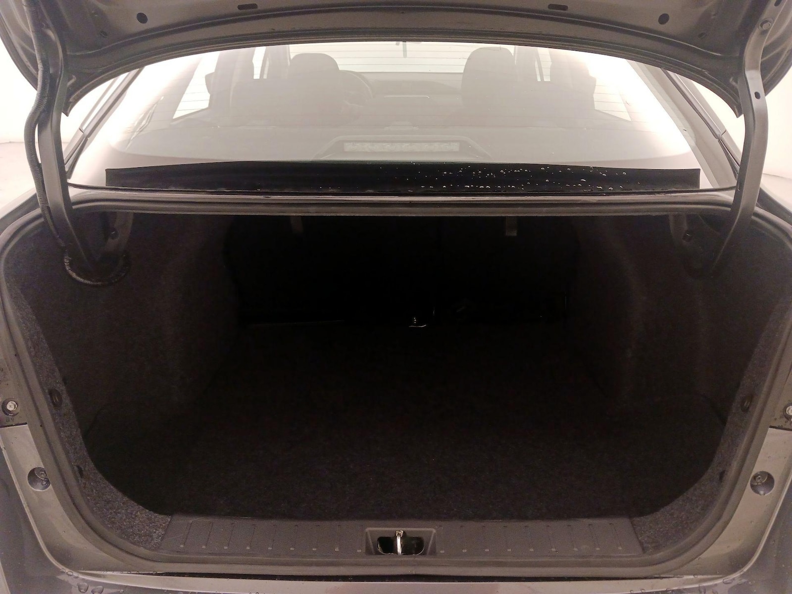 2025 Nissan Versa Sedan S - Photo 21