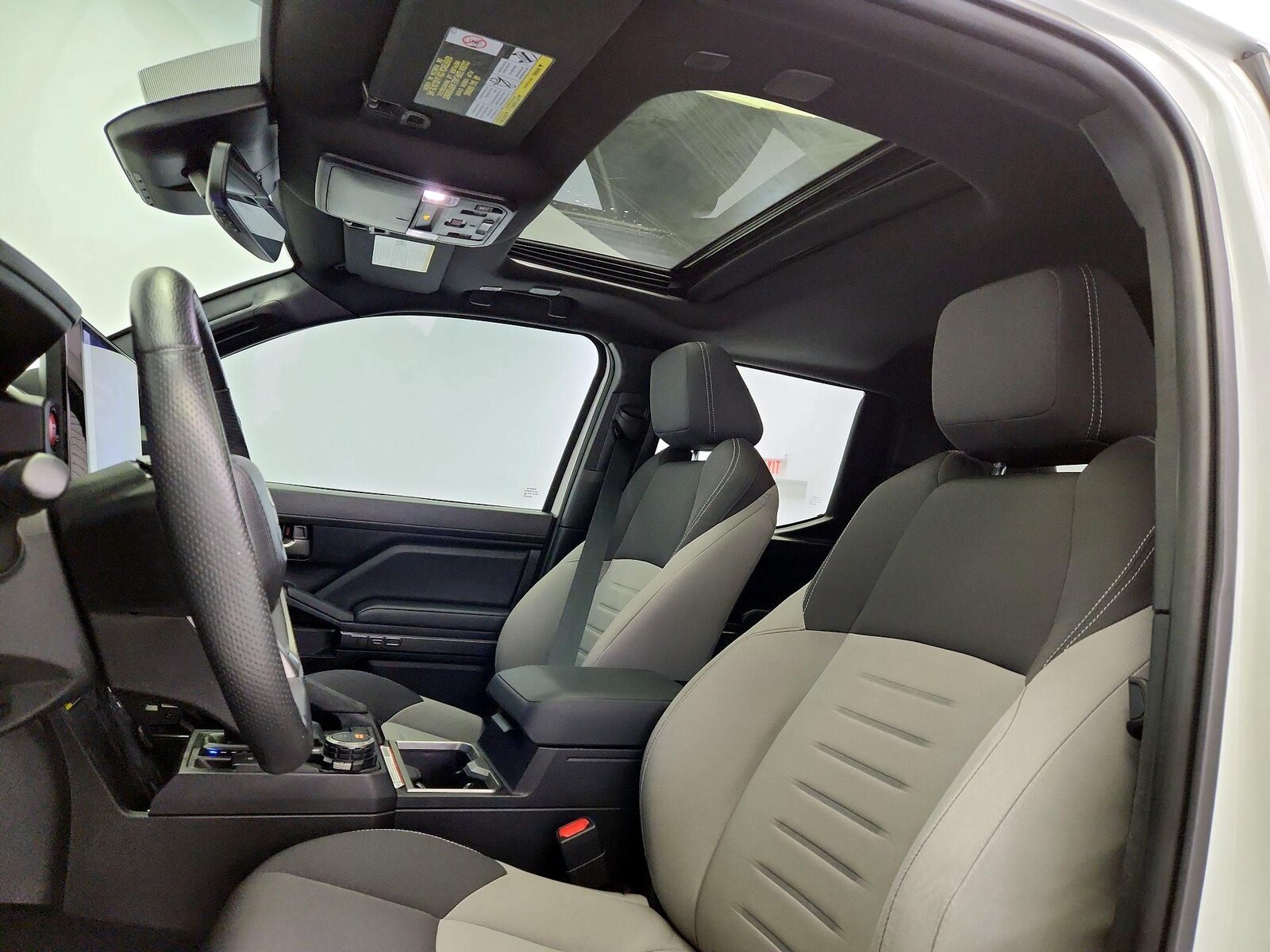 Sunroof(s) & Overhead Airbags