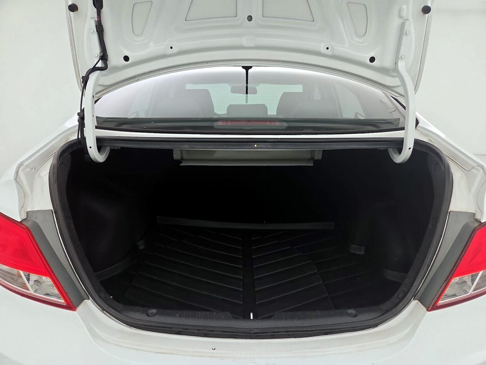 2016 Hyundai Accent SE - Photo 20