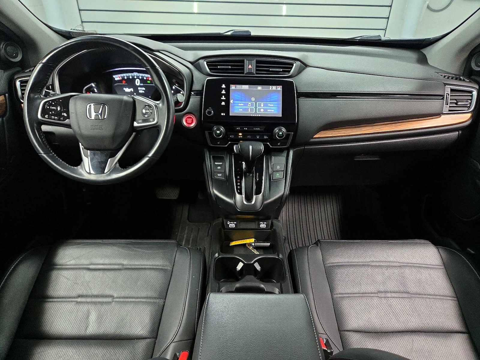 Apple CarPlay® & Android Auto™