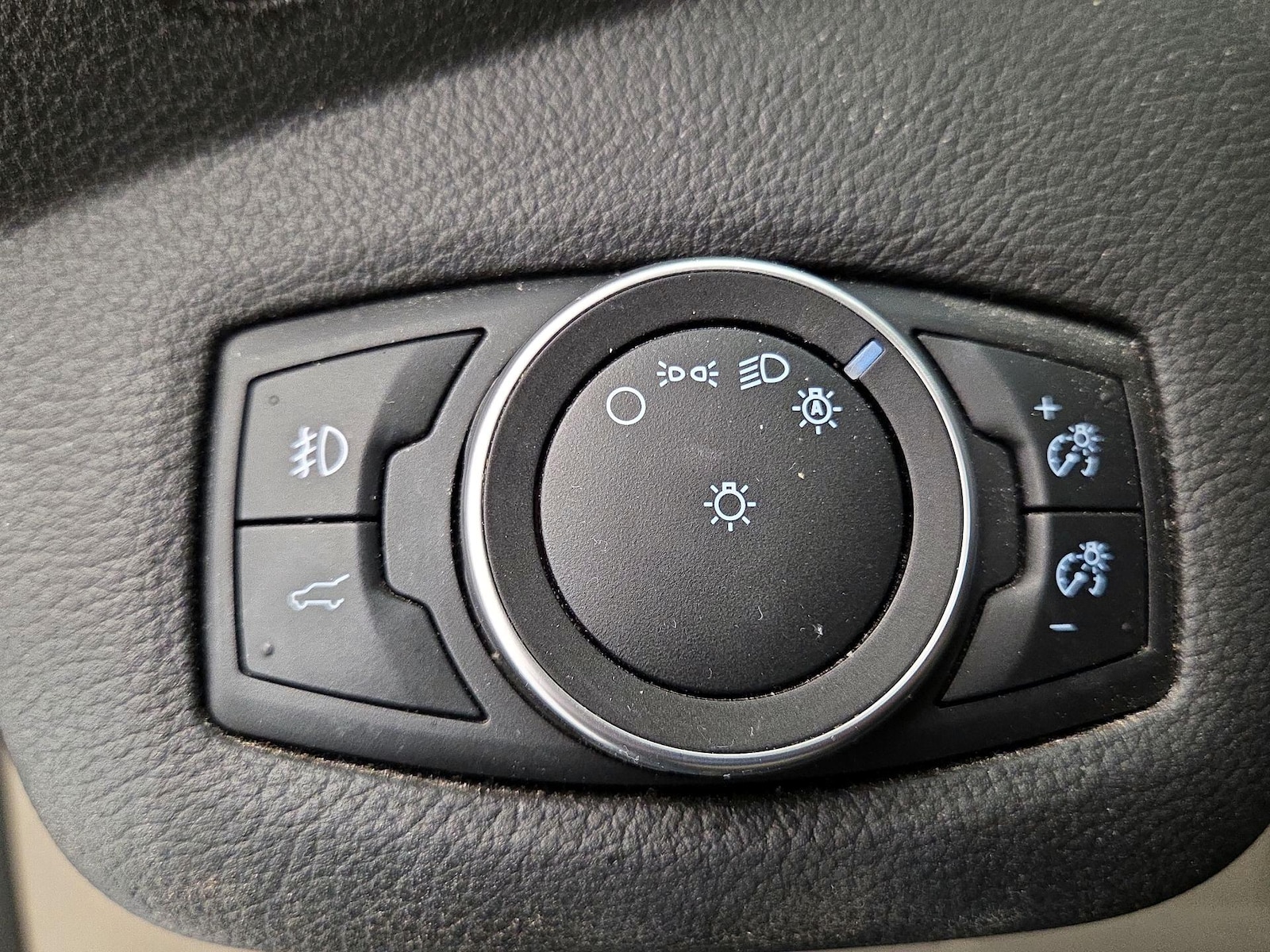 2017 Ford Escape Titanium - Photo 14
