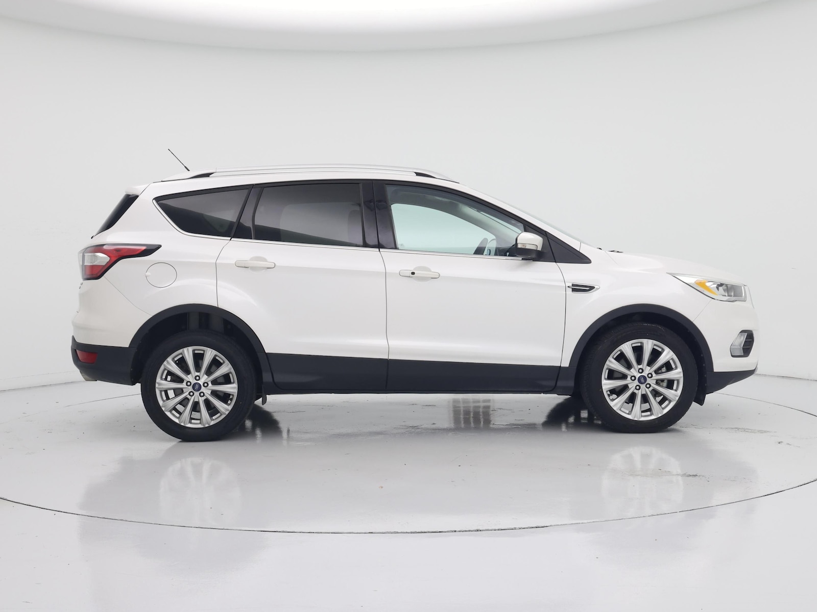 2017 Ford Escape Titanium - Photo 8
