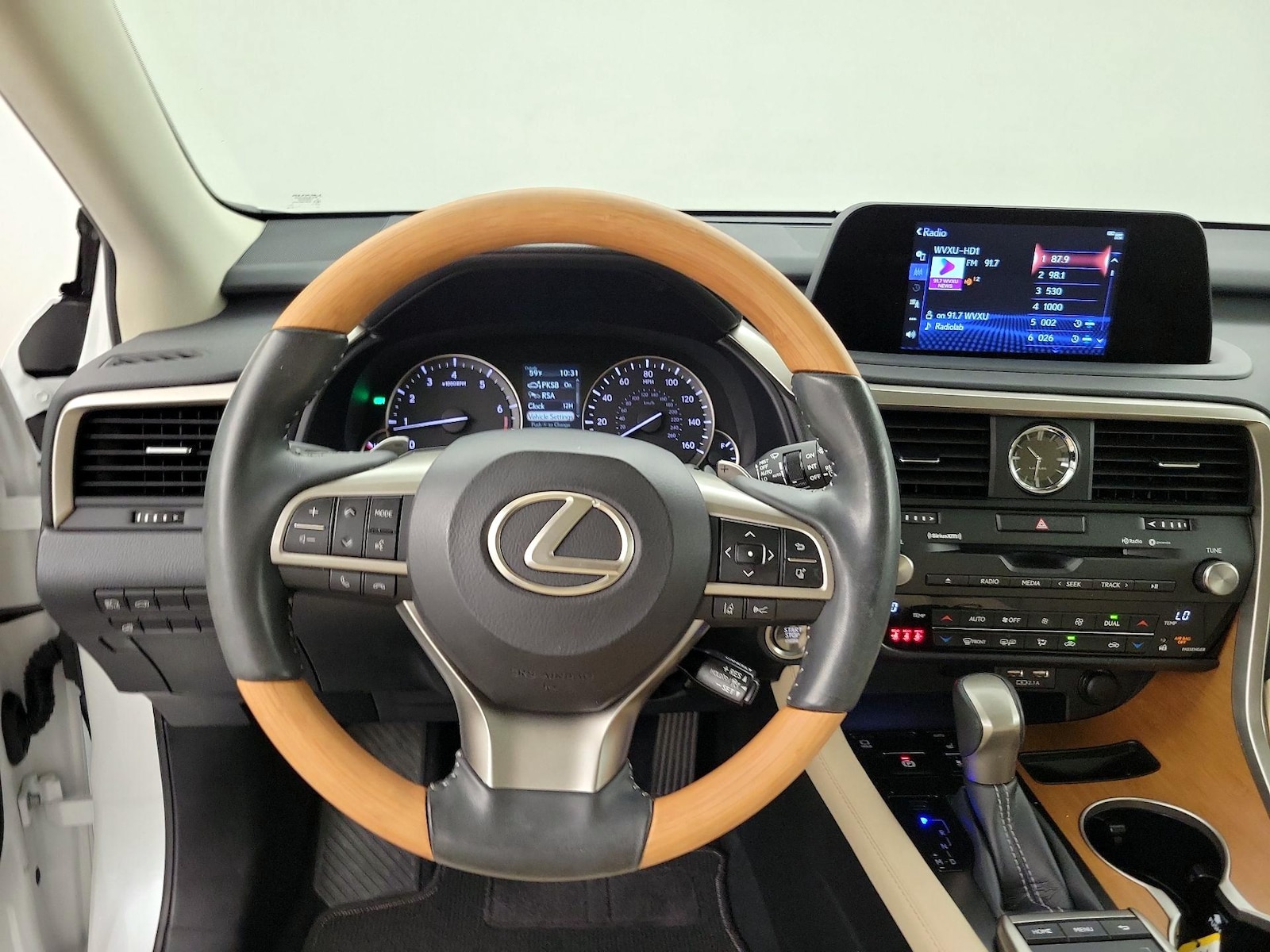 2022 Lexus RX 350 - Photo 11