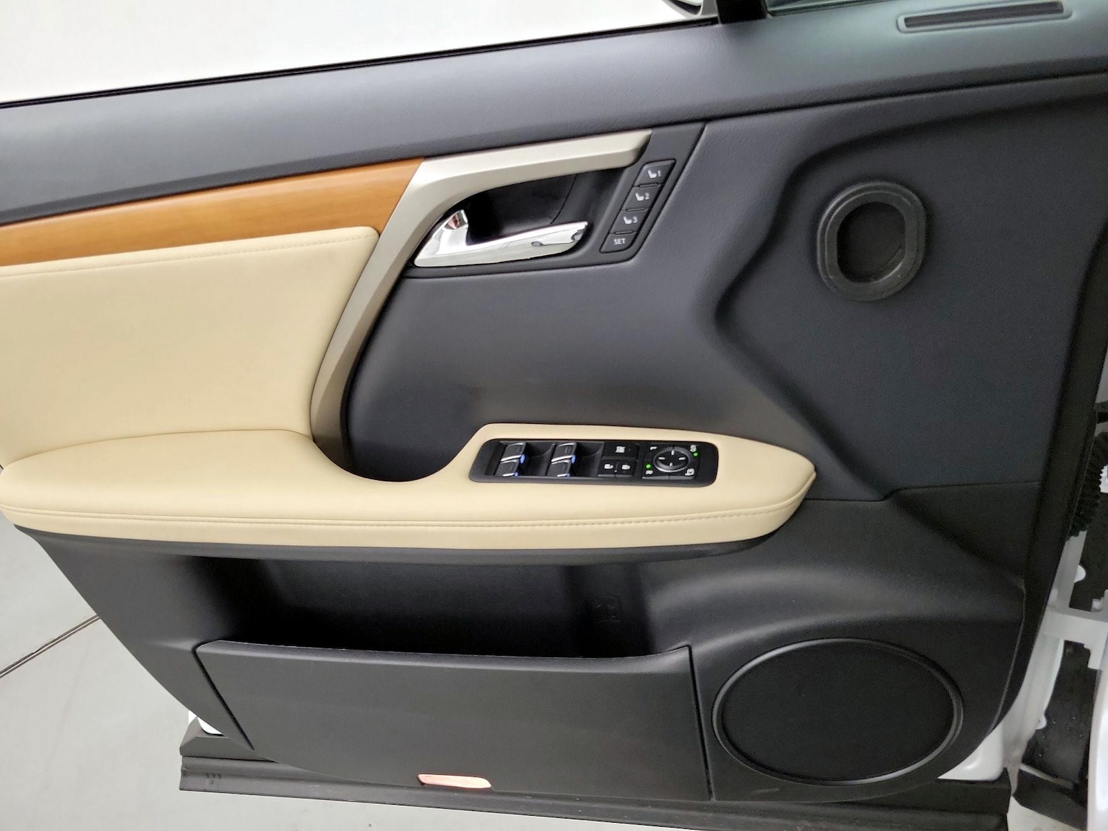 2022 Lexus RX 350 - Photo 13