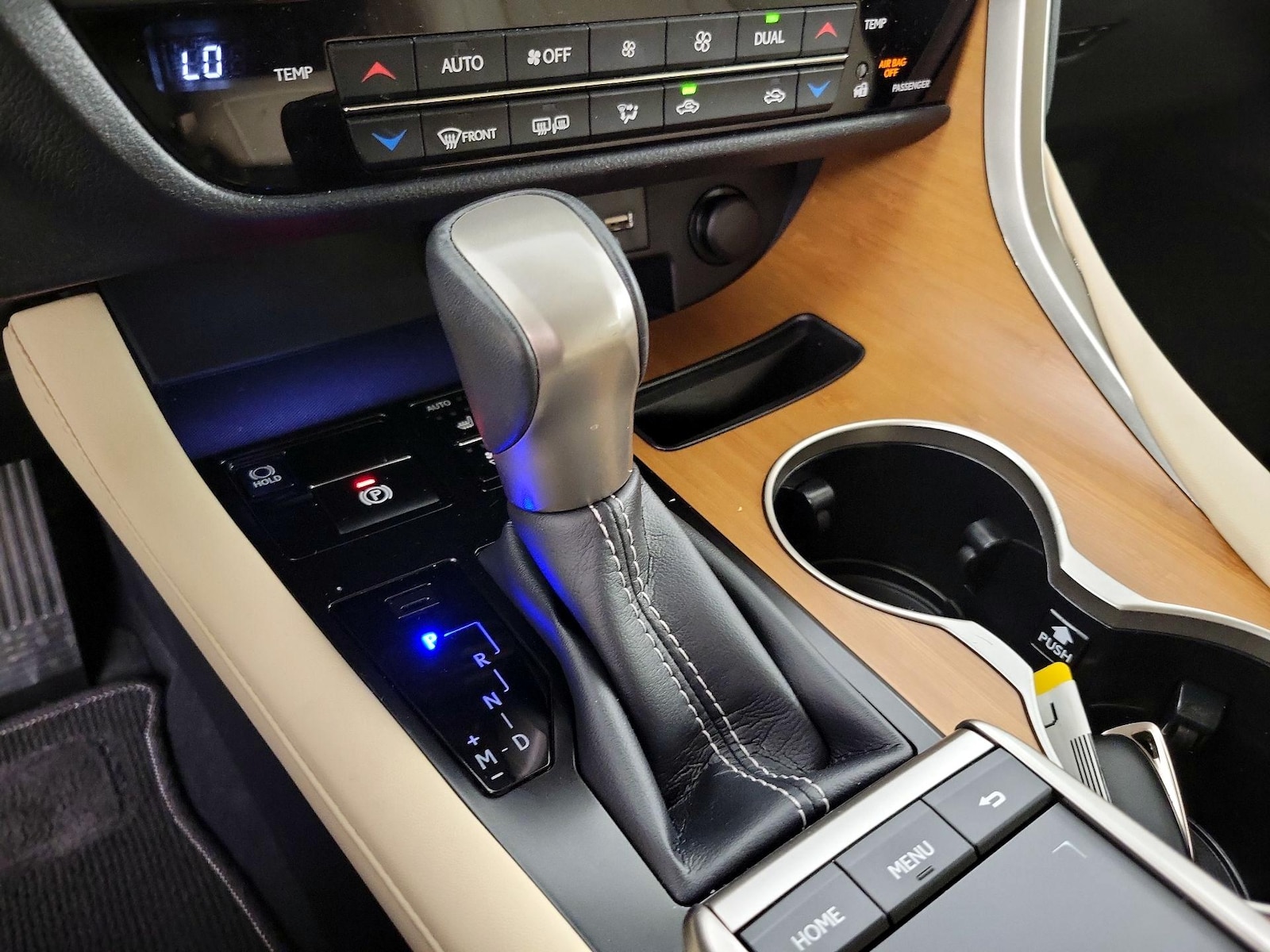 2022 Lexus RX 350 - Photo 18