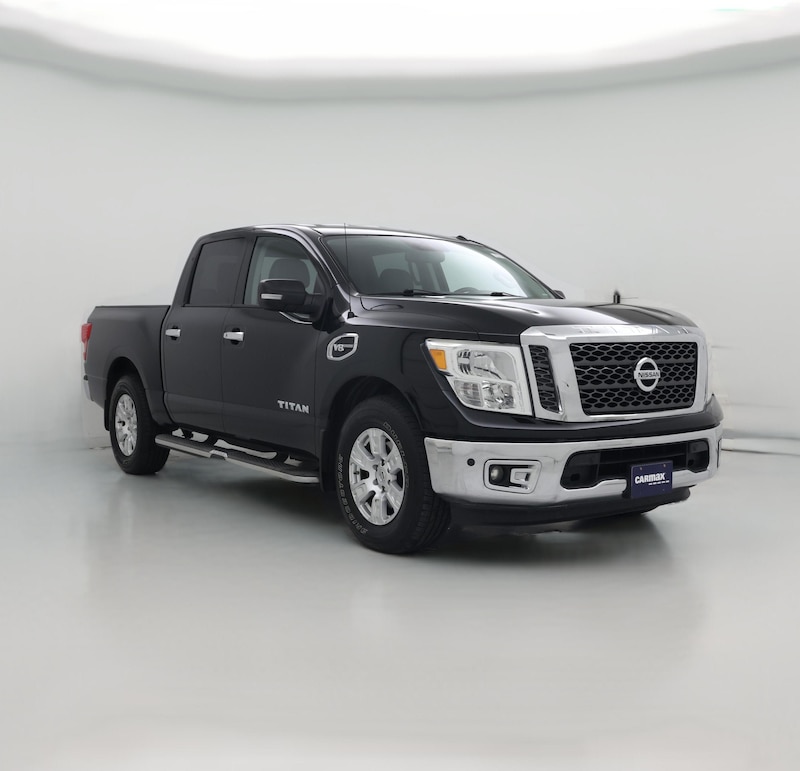 2017 Nissan Titan SV