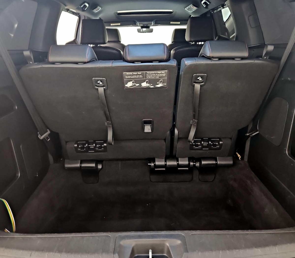 Trunk/Cargo (Seats Up)