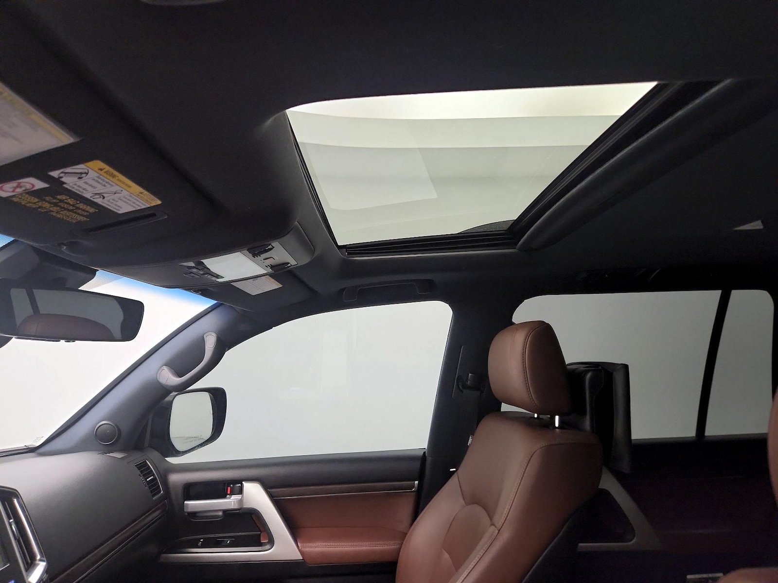 Sunroof(s) & Overhead Airbags