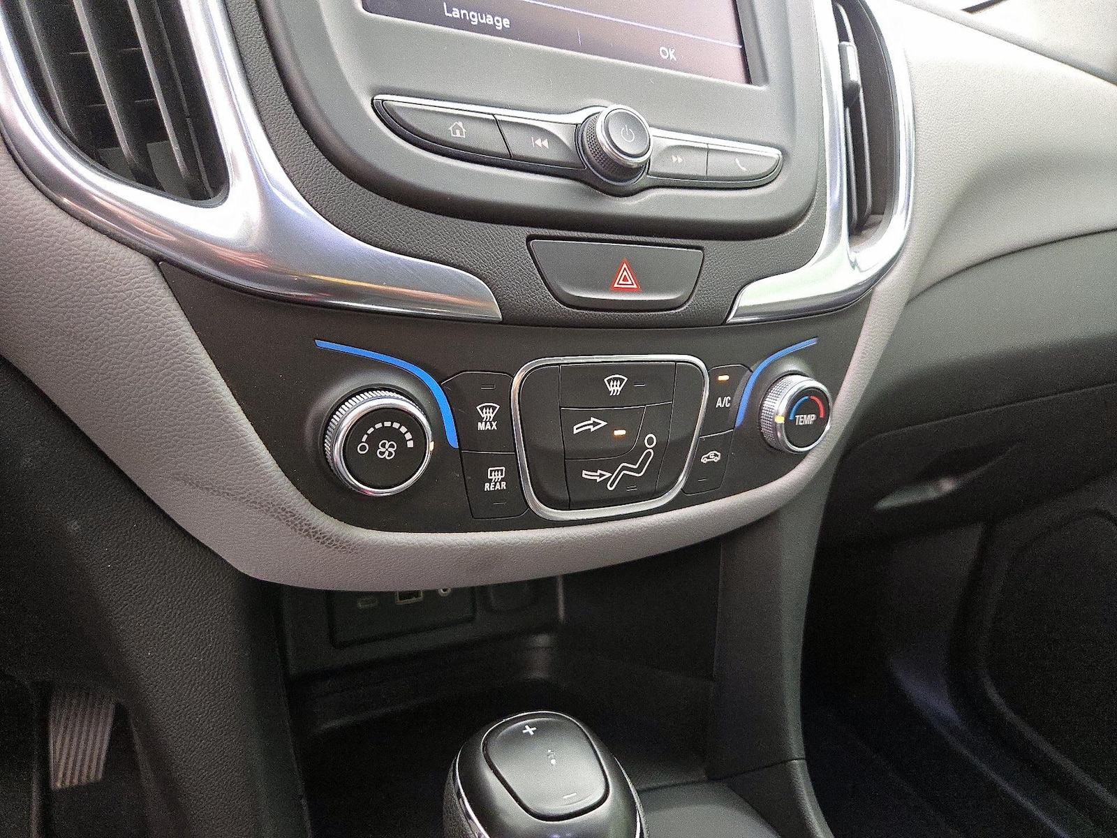 2021 Chevrolet Equinox LS - Photo 15