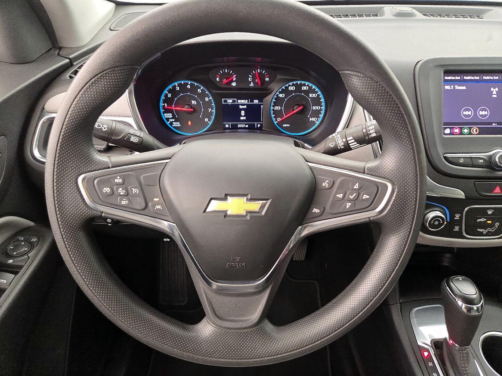 2021 Chevrolet Equinox LS - Photo 9