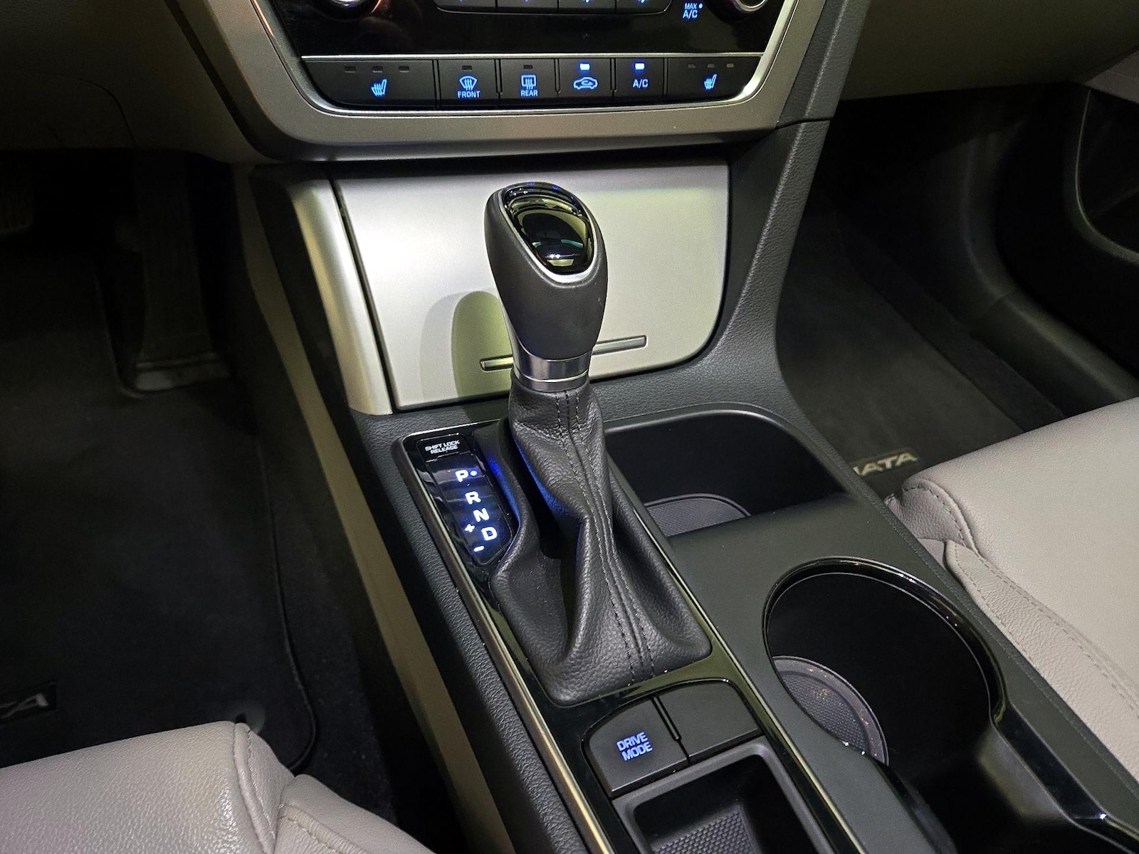 2017 Hyundai Sonata Sport - Photo 18