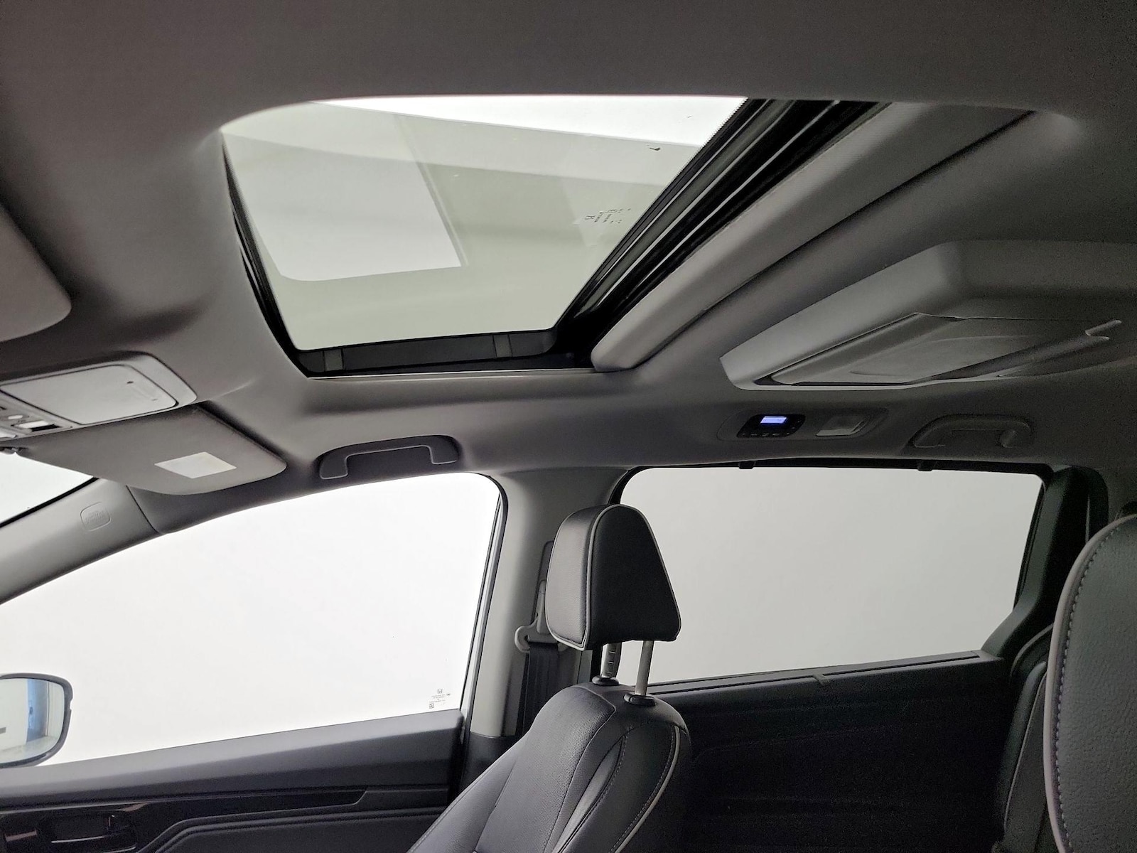 2021 Honda Odyssey Elite - Photo 21