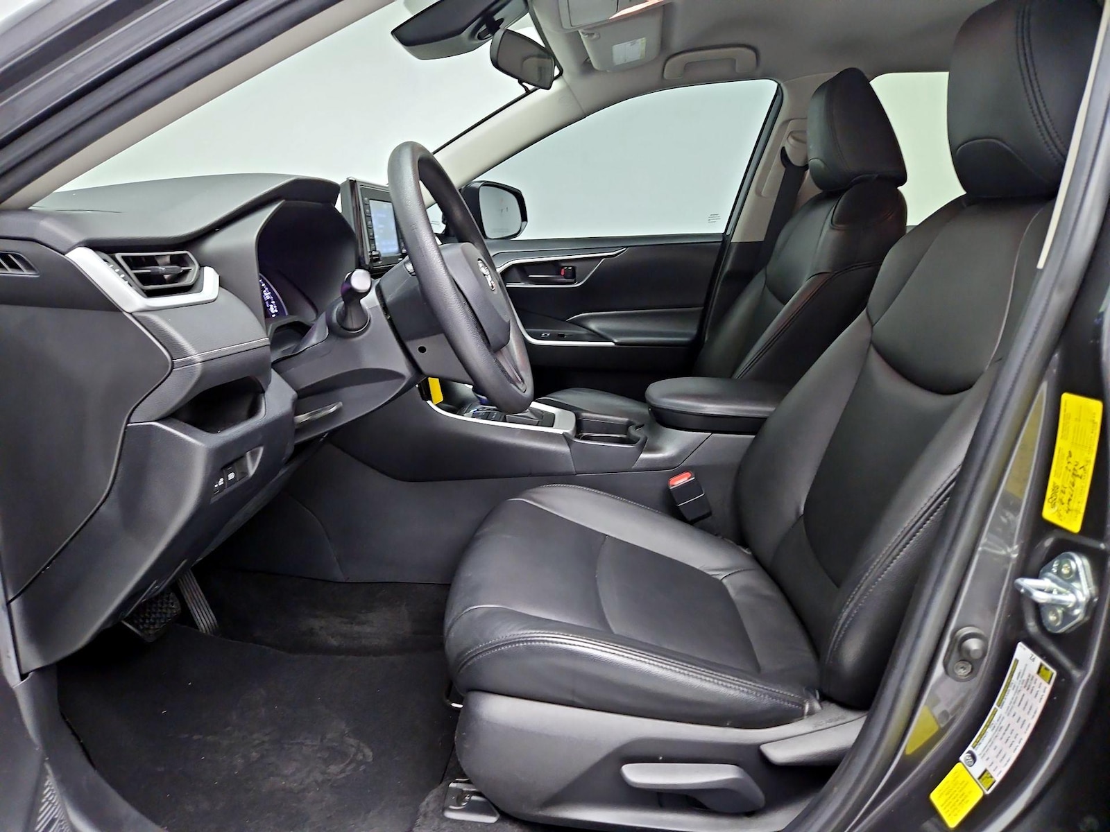 Leather Seats & Side Airbags