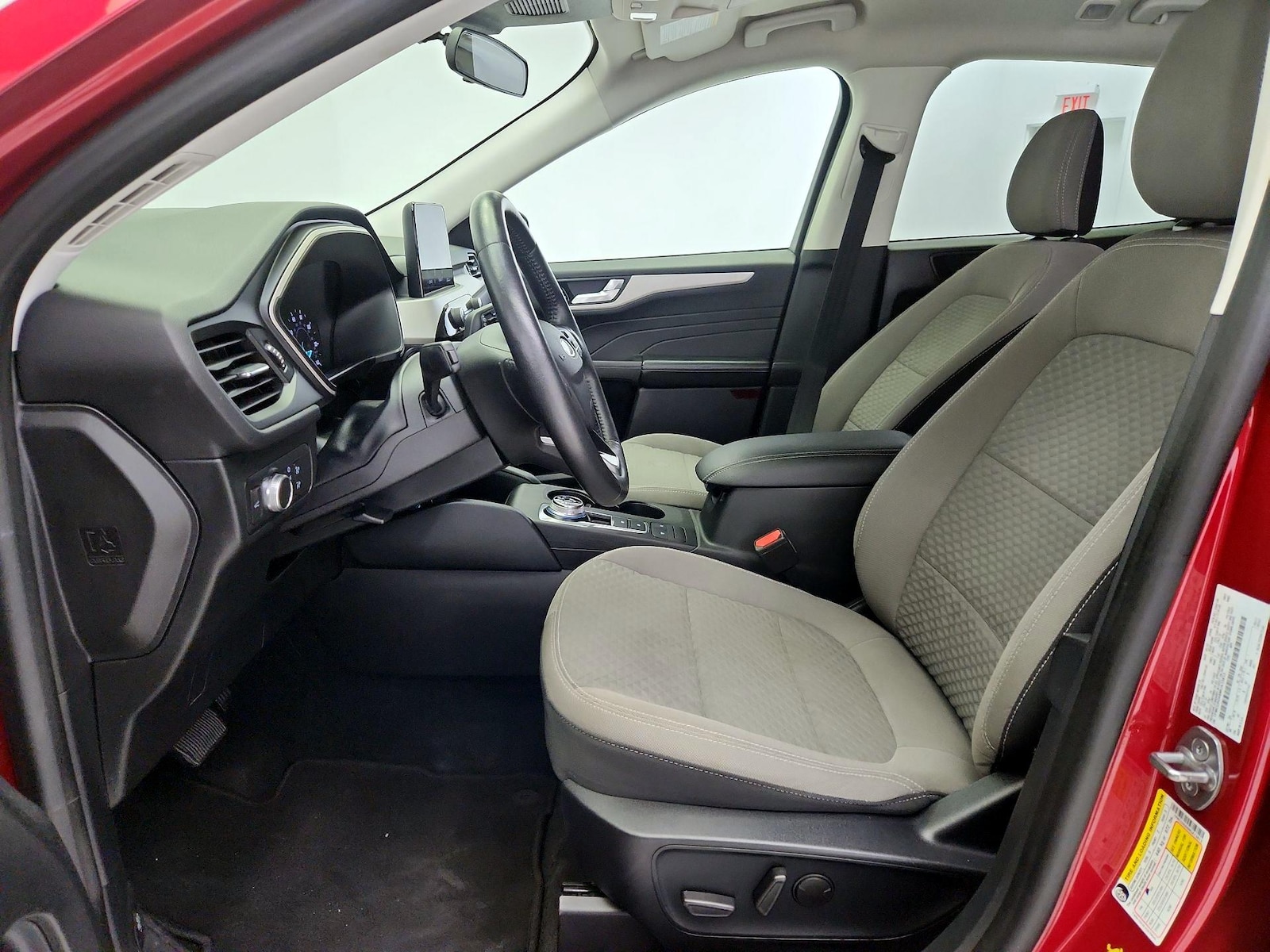 Power Seat(s) & Side Airbags