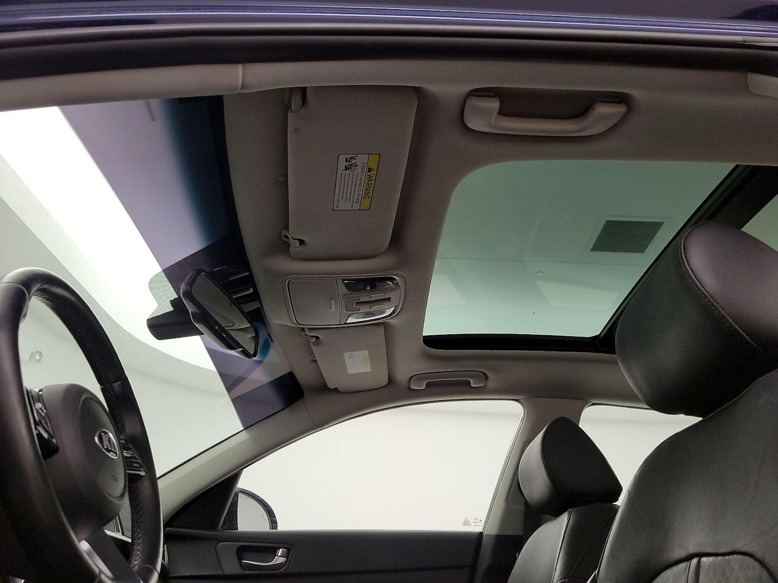 Sunroof(s) & Overhead Airbags