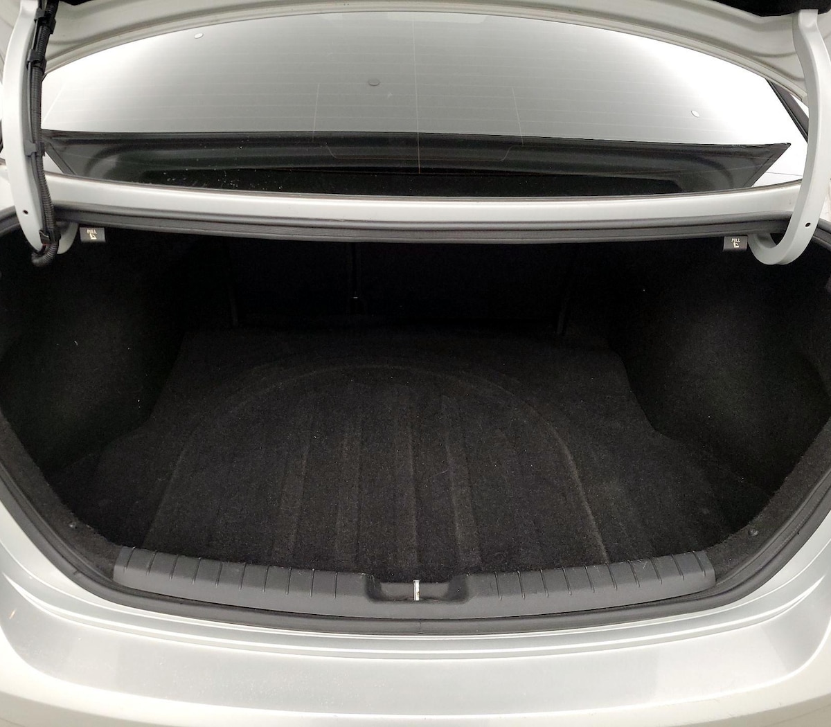 Trunk/Cargo (Seats Up)