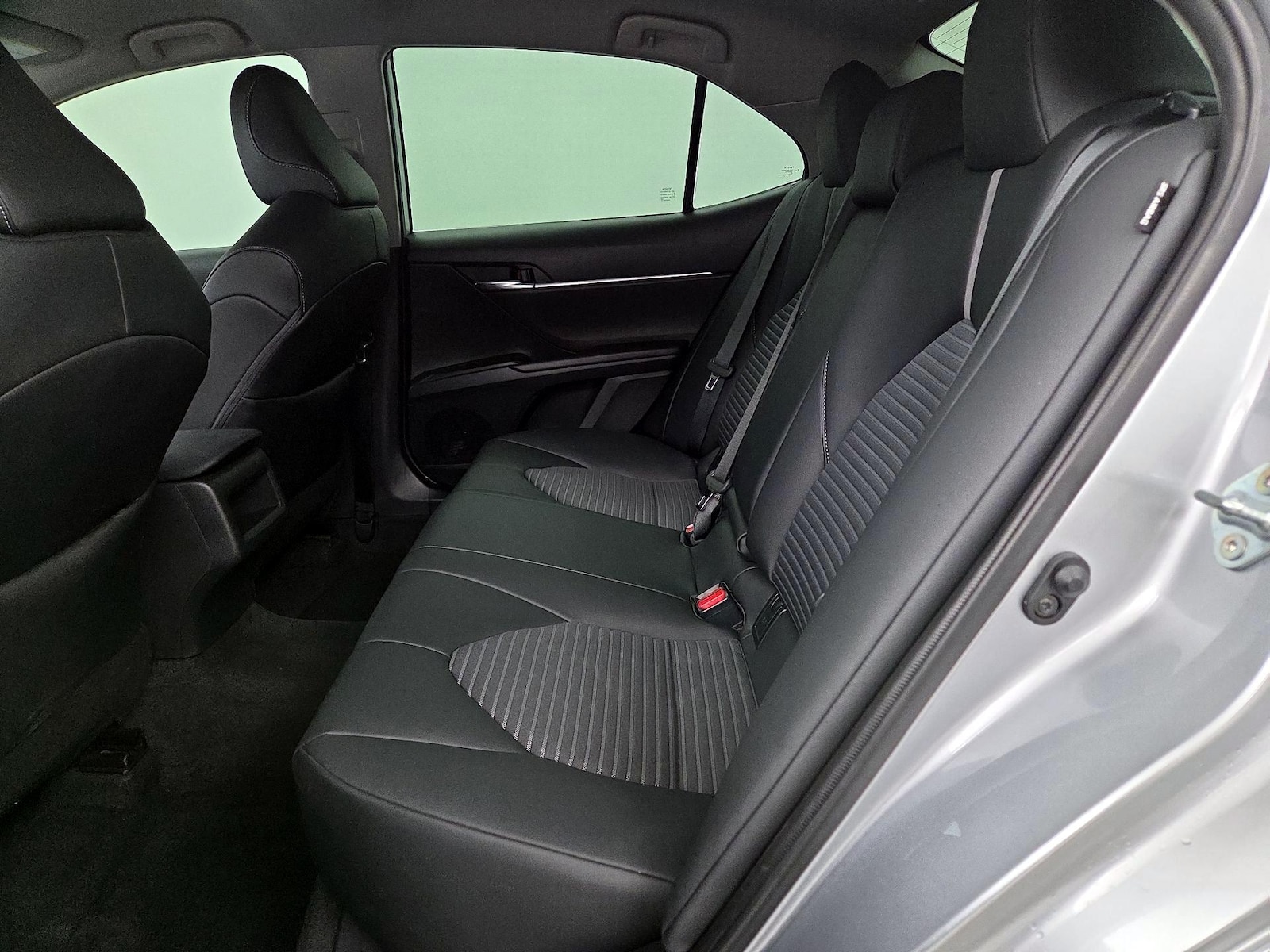 2023 Toyota Camry SE - Photo 20