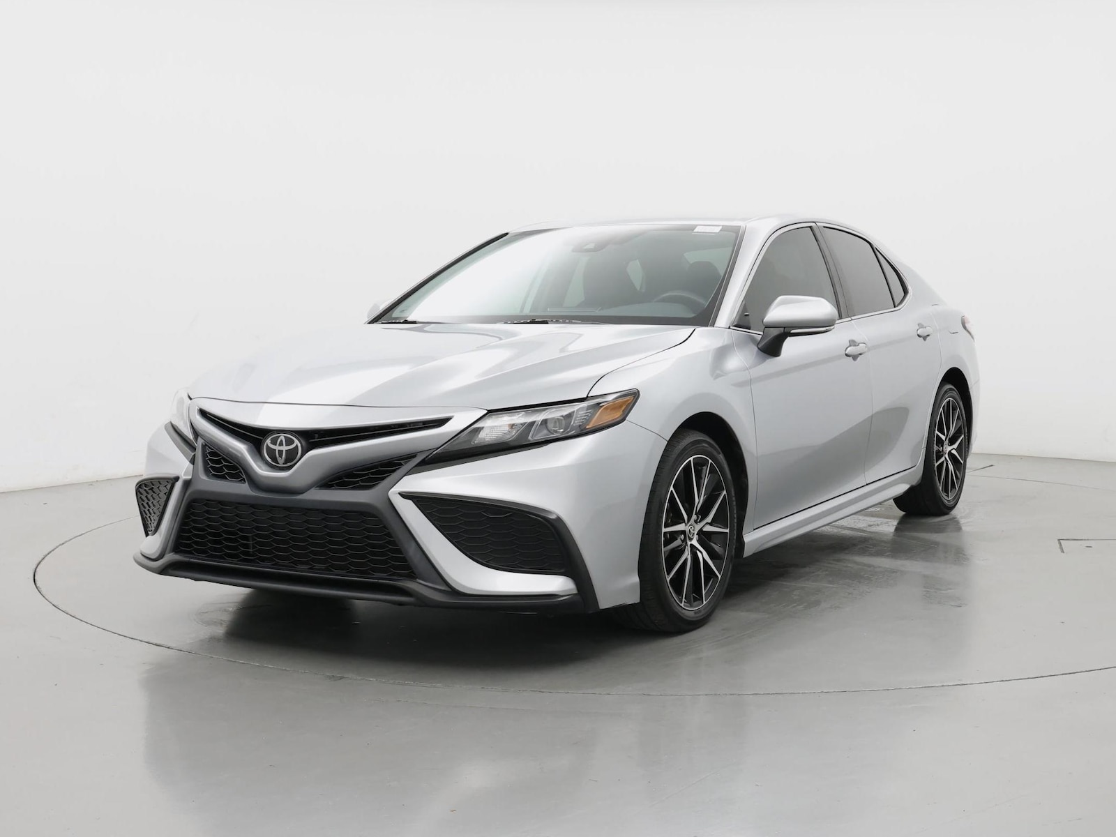 2023 Toyota Camry SE - Photo 5