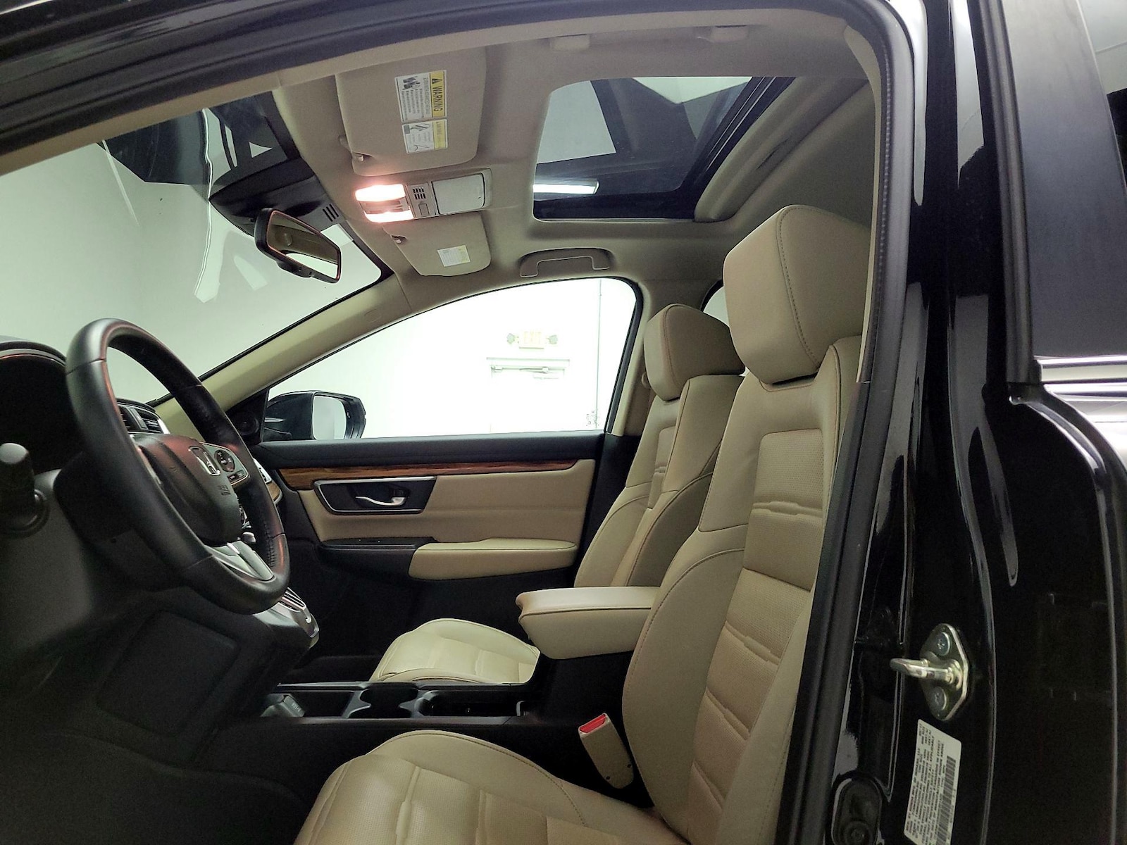Sunroof(s) & Overhead Airbags