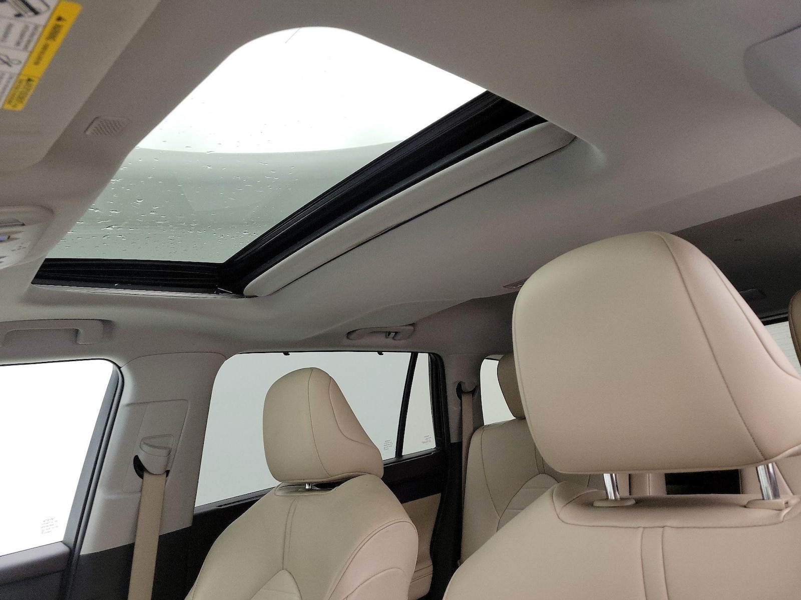 Sunroof(s) & Overhead Airbags