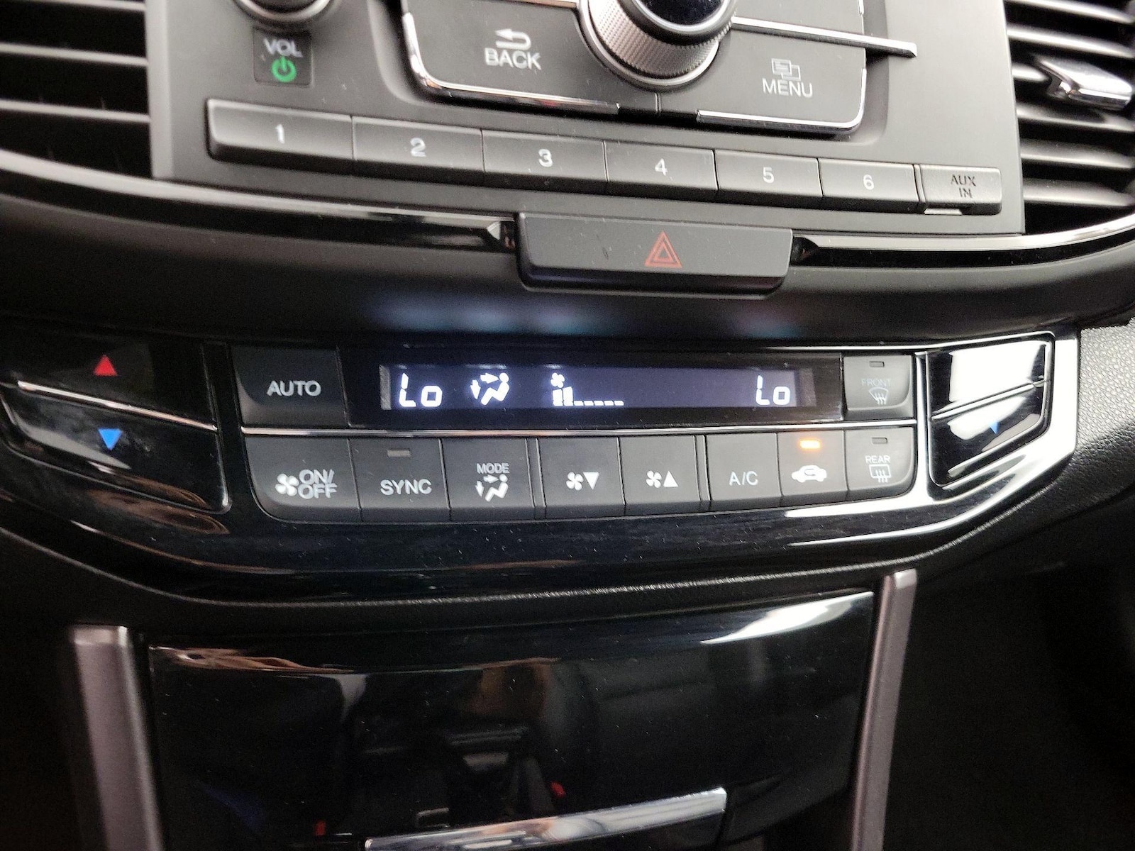 2017 Honda Accord Sport SE - Photo 17