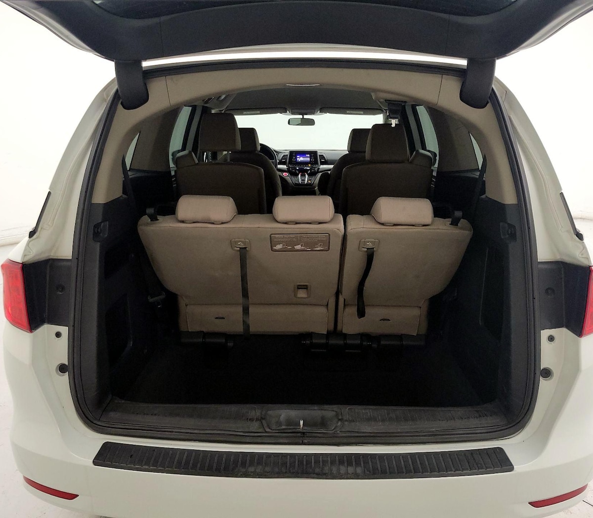 Trunk/Cargo (Seats Up)