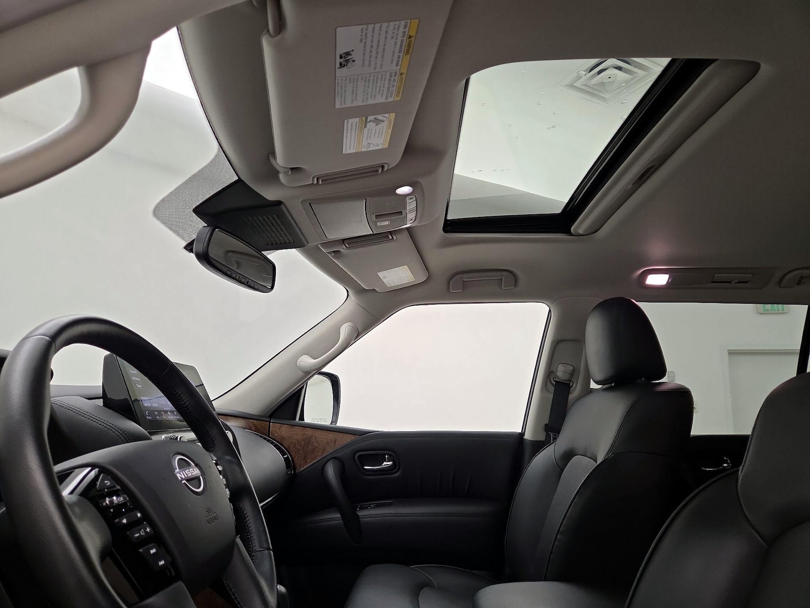 Sunroof(s) & Overhead Airbags