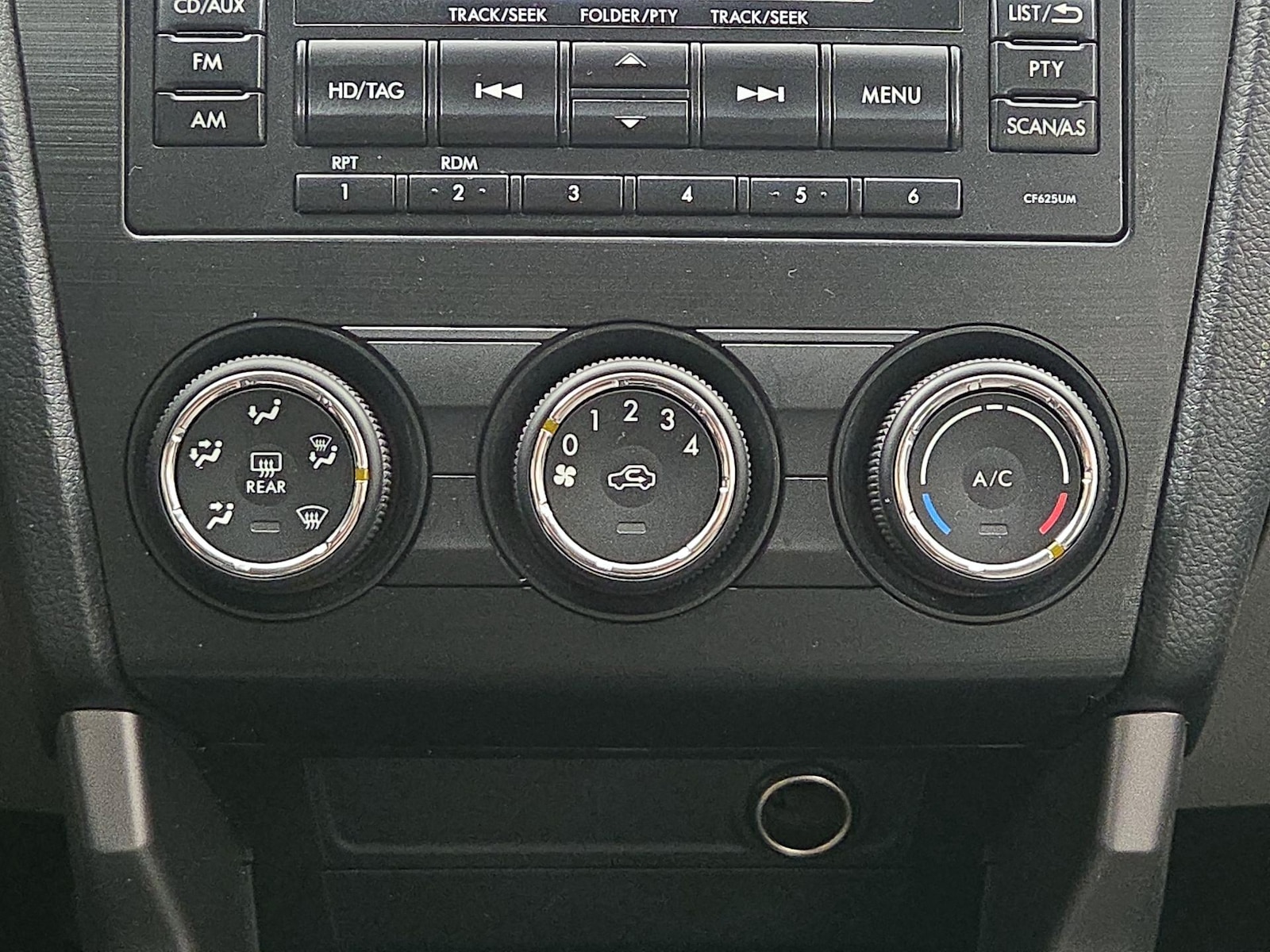 2015 Subaru Forester i Premium - Photo 16