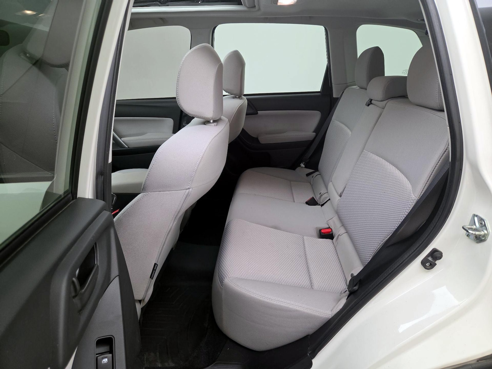 2015 Subaru Forester i Premium - Photo 20